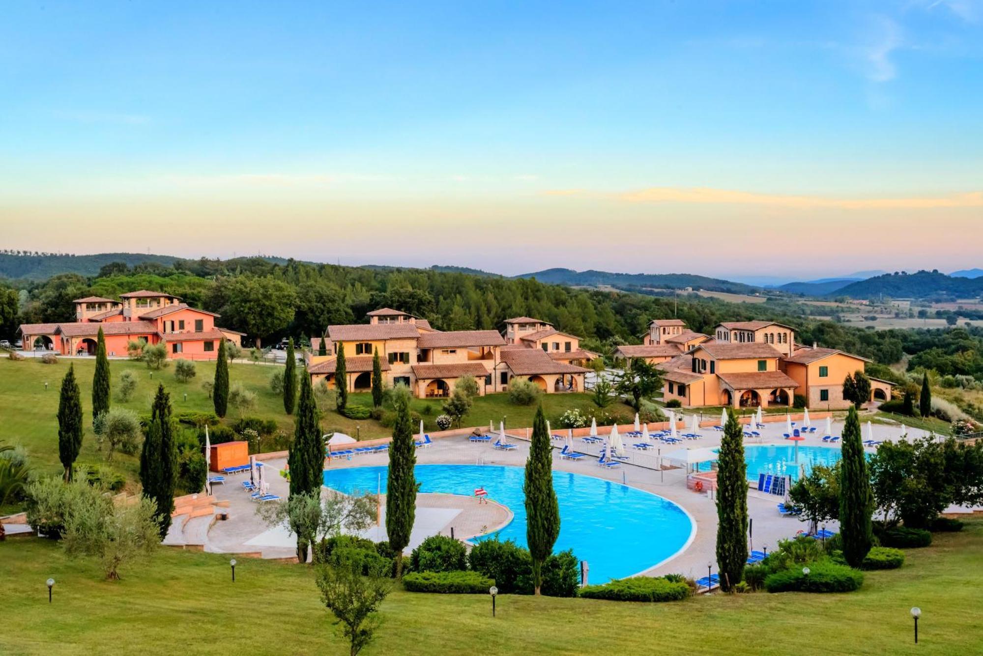 Residence With Swimming Pool Immersed In The Typical Tuscan Countryside Just 5 Minutes From Massa Marittima Podere Pian Mucini Exterior photo