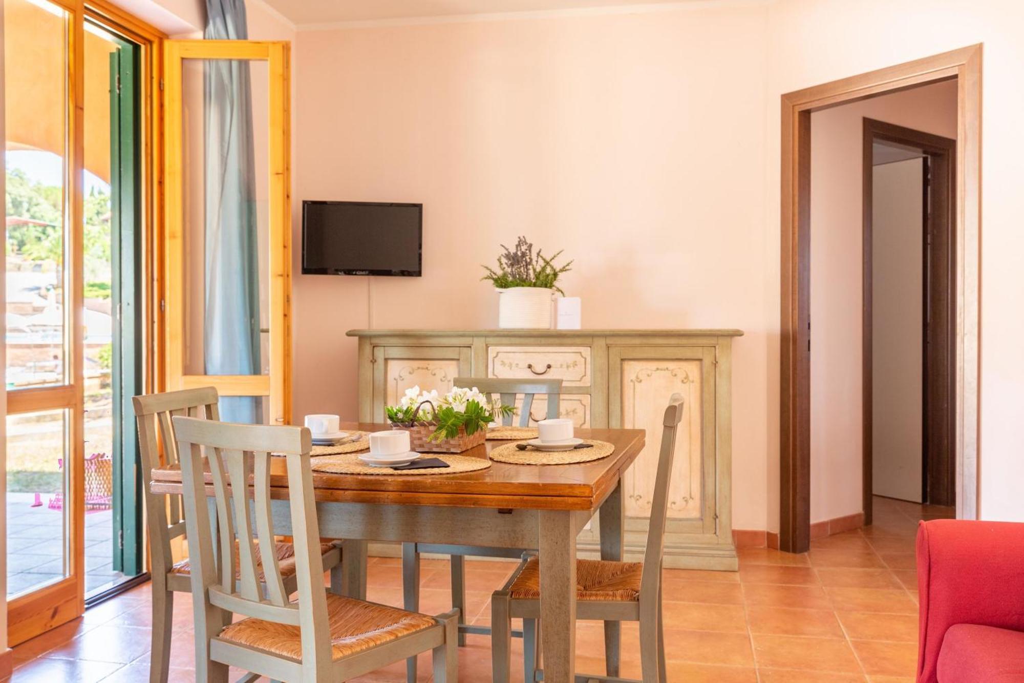 Residence With Swimming Pool Immersed In The Typical Tuscan Countryside Just 5 Minutes From Massa Marittima Podere Pian Mucini Room photo